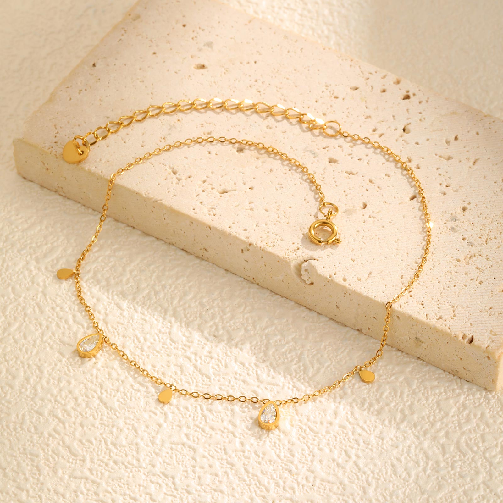 Delikatna cyrkonia w kształcie – Jc Jewelry & Watches Photos recenzja i cena